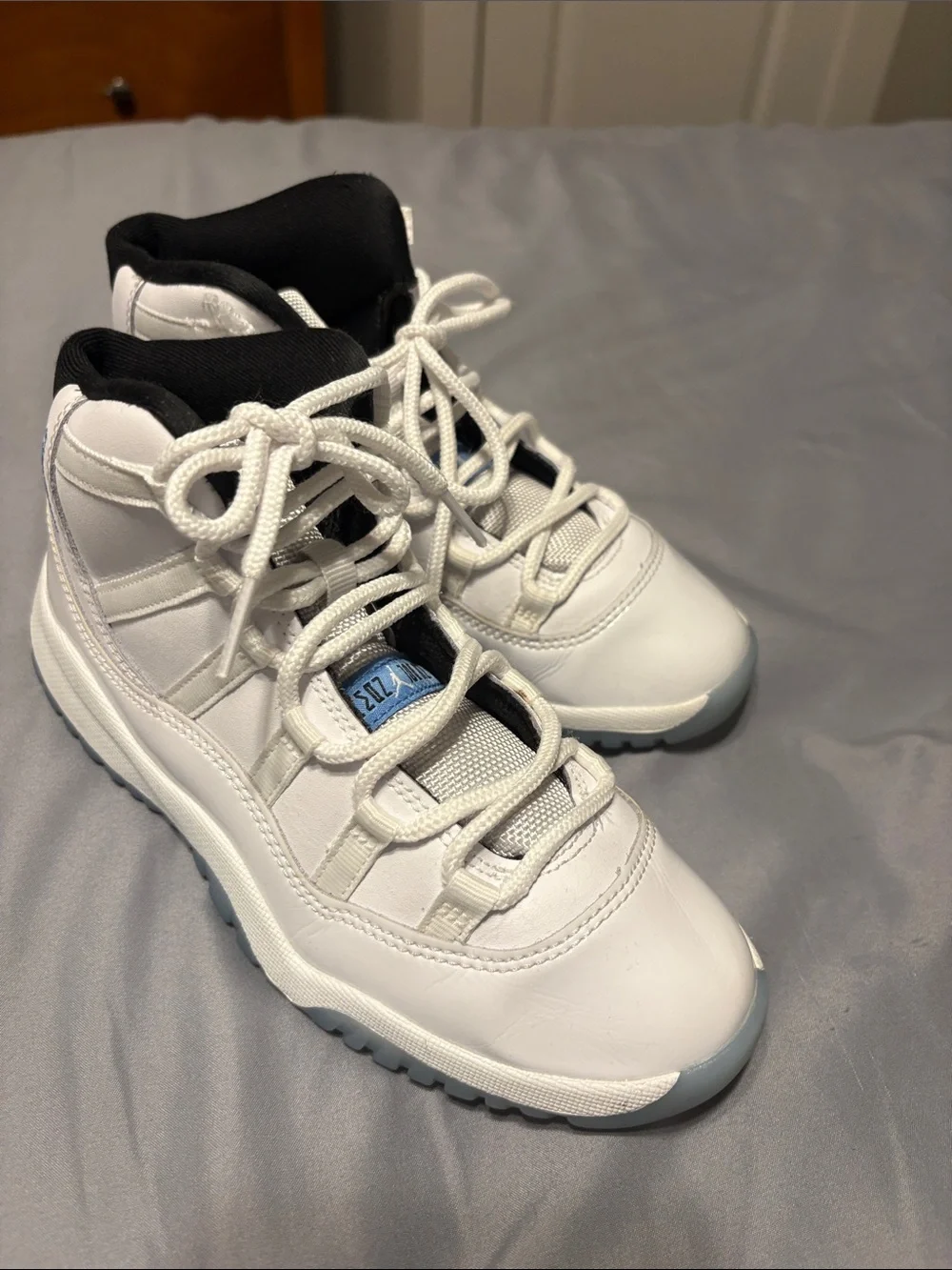 Jordan 11 Kids' White and Light Blue High-Top Sneakers size 2.5